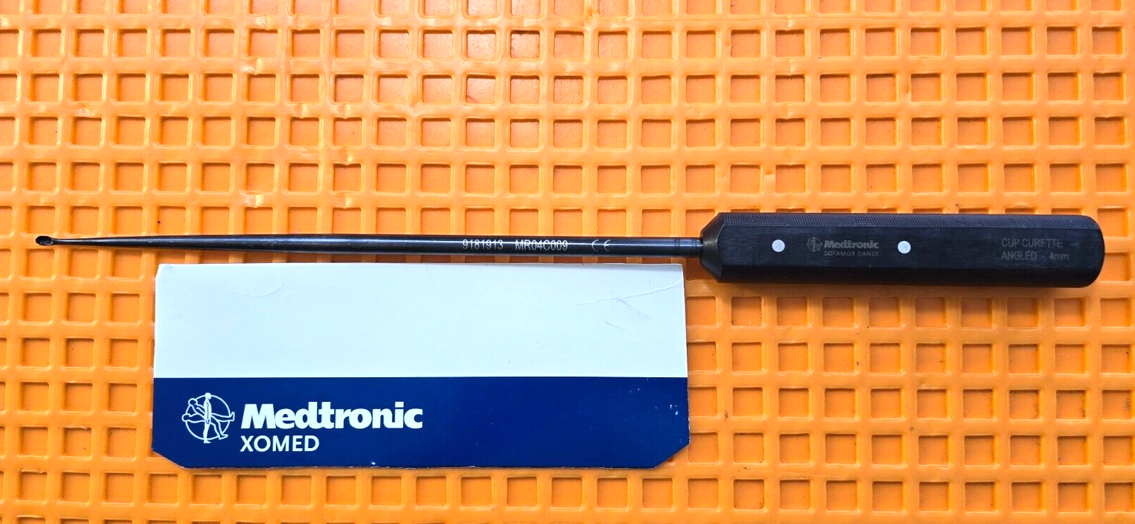 Medtronic 9181913 Surgical Orthopedic Cup Curette 4mm Angled