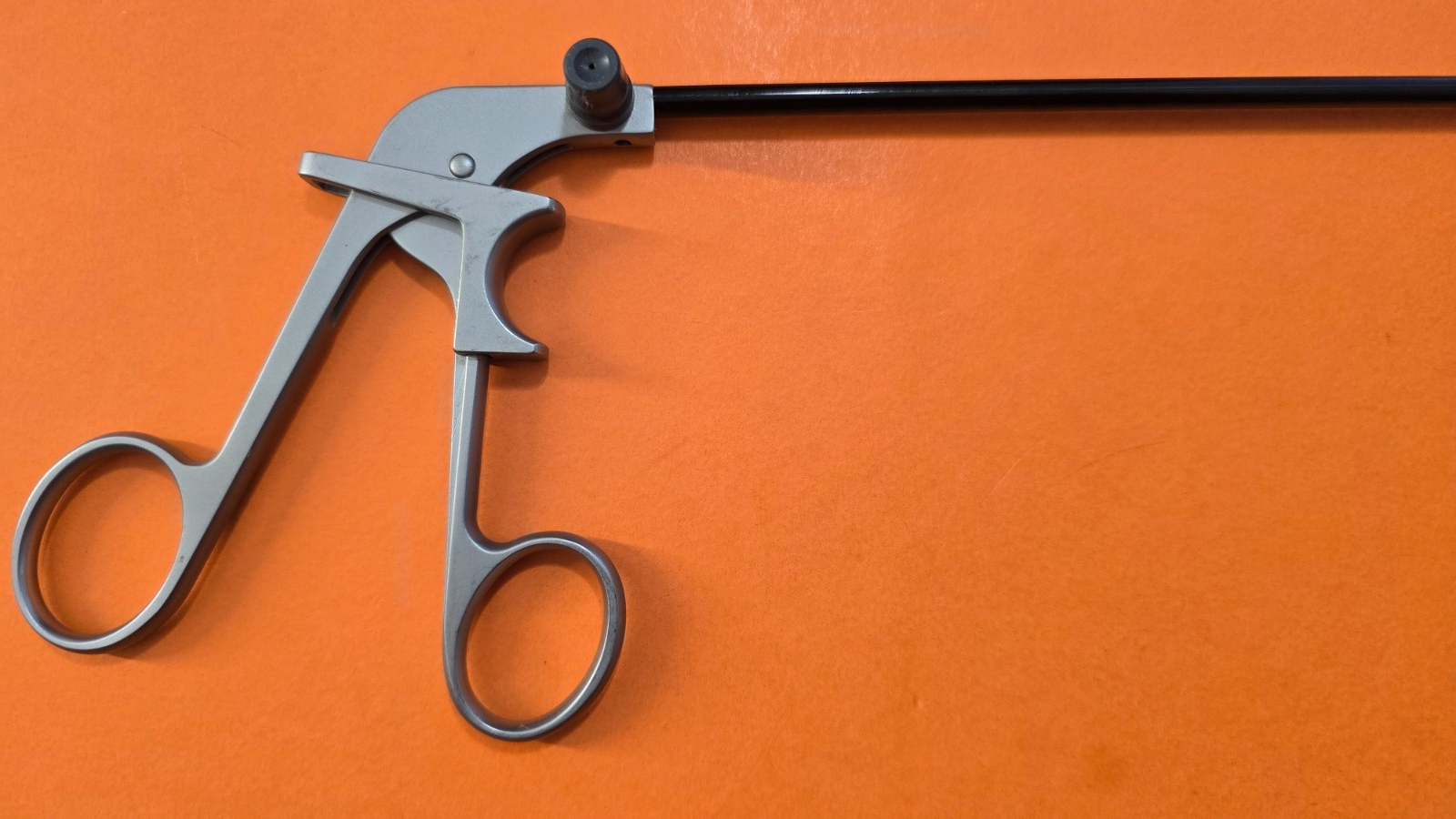V. Mueller Atraumatic Grasping Forceps 5mm x 36cm Slide Lock Handle