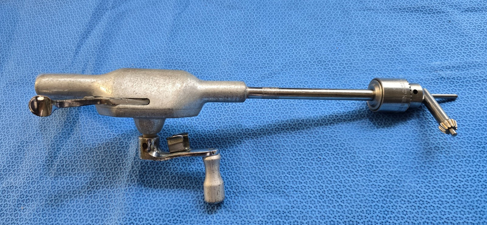 Orthopedic Equipment Co, Orthopedic Hand Drill with Jacob's Chuck & Key