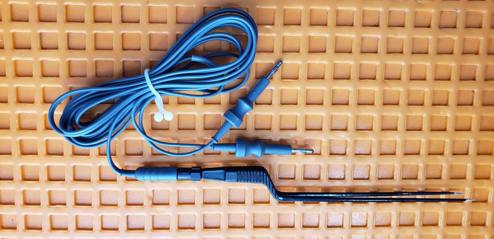 Medtronic 9569572 Surgical Bissinger Bipolar Forceps 9" Straight &Cable Reusable