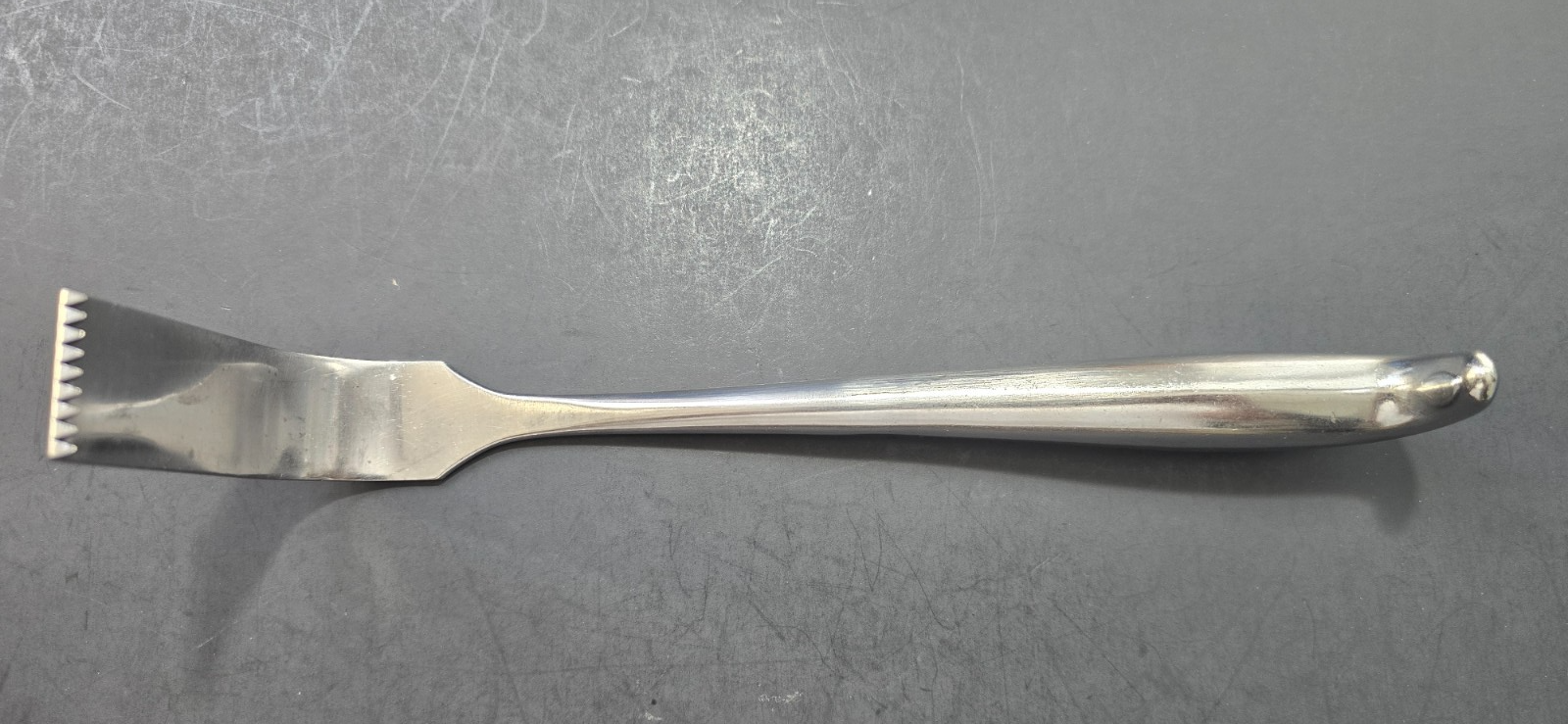 Codman Surgical Meyerding Retractor 8 3/4" Blade 1" x 3" Ref: 50-1065