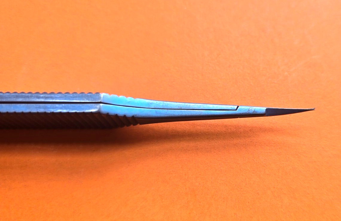 Codman 80-1521 Surgical Titanium Malis Scissors 6.5" Curved Tips