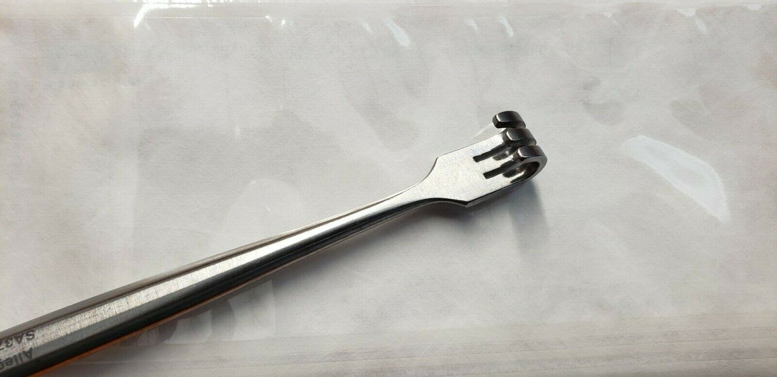 Allegiance Surgical Senn Mueller Retractor, 3 Prongs Blunt Double Ended