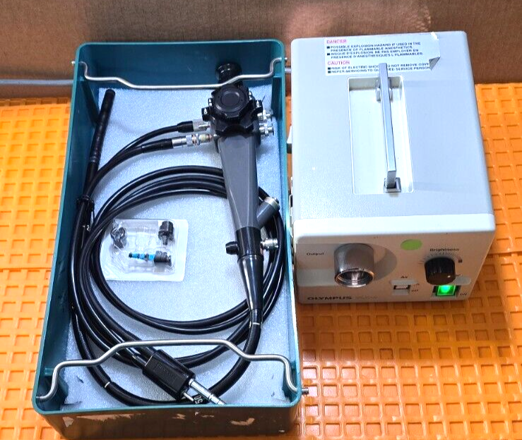 OLYMPUS CLK-4 Halogen Light Source with Fiber Scope Zero Broken Fiber.