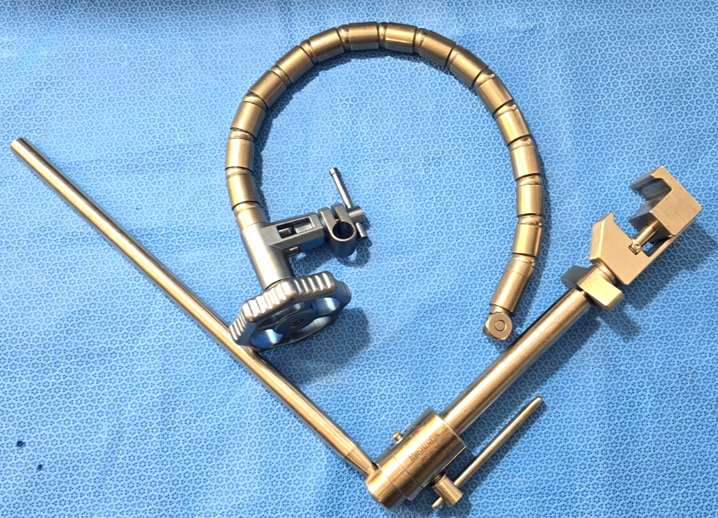 Medtronic Metrx Arm 9560523 Bed Rail Attachment with Tray