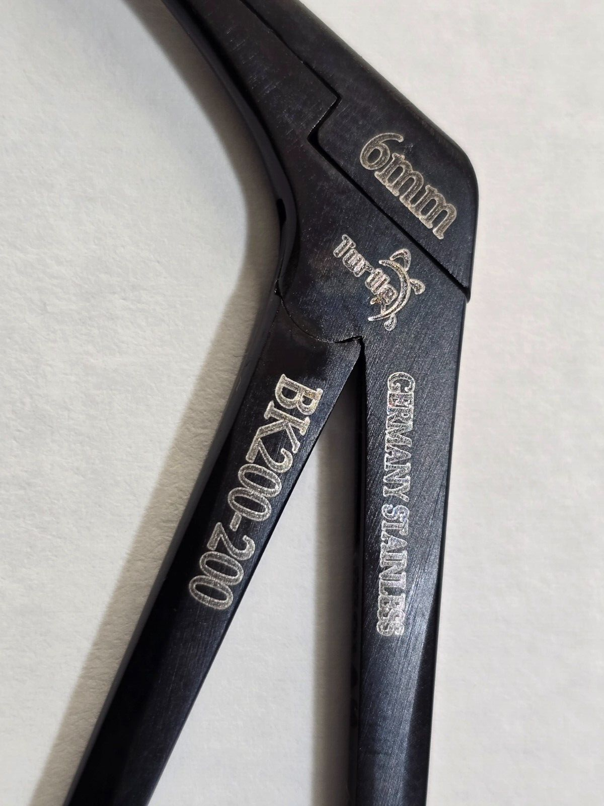 Turtle Surgical Micro Alligator Forceps 3.5mm x 6mm Jaws Ceramic Coated