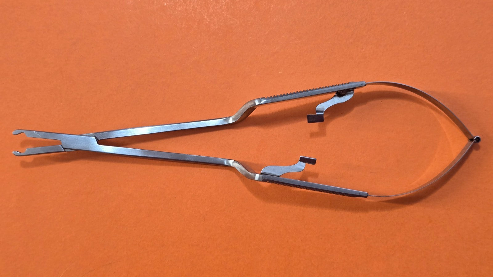 MIZUHOIKA Surgical Clip Applier Forceps with Lock (BB-592)