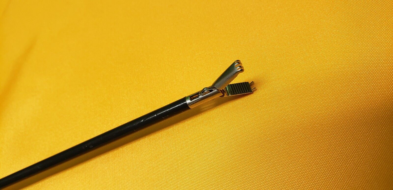 Adler Surgical Laparoscopic Allis Grasping Forceps, 5mm x 33cm REF: 83-60515B