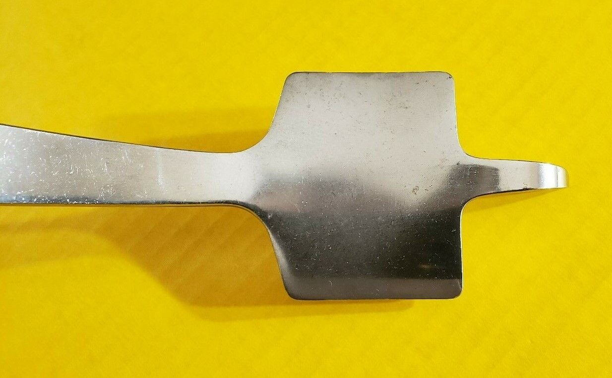RICHARDS Surgical Orthopedic Hohmann Retractor 70mm wide