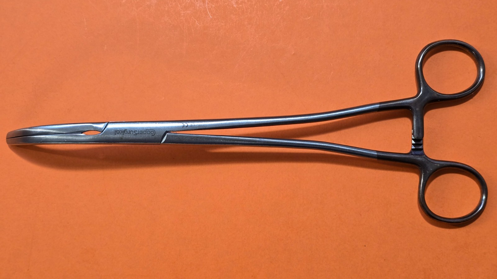 Cooper Surgical Zeppelin-Hysterectomy Clamp Curved 9.5" Ref: 16077GY