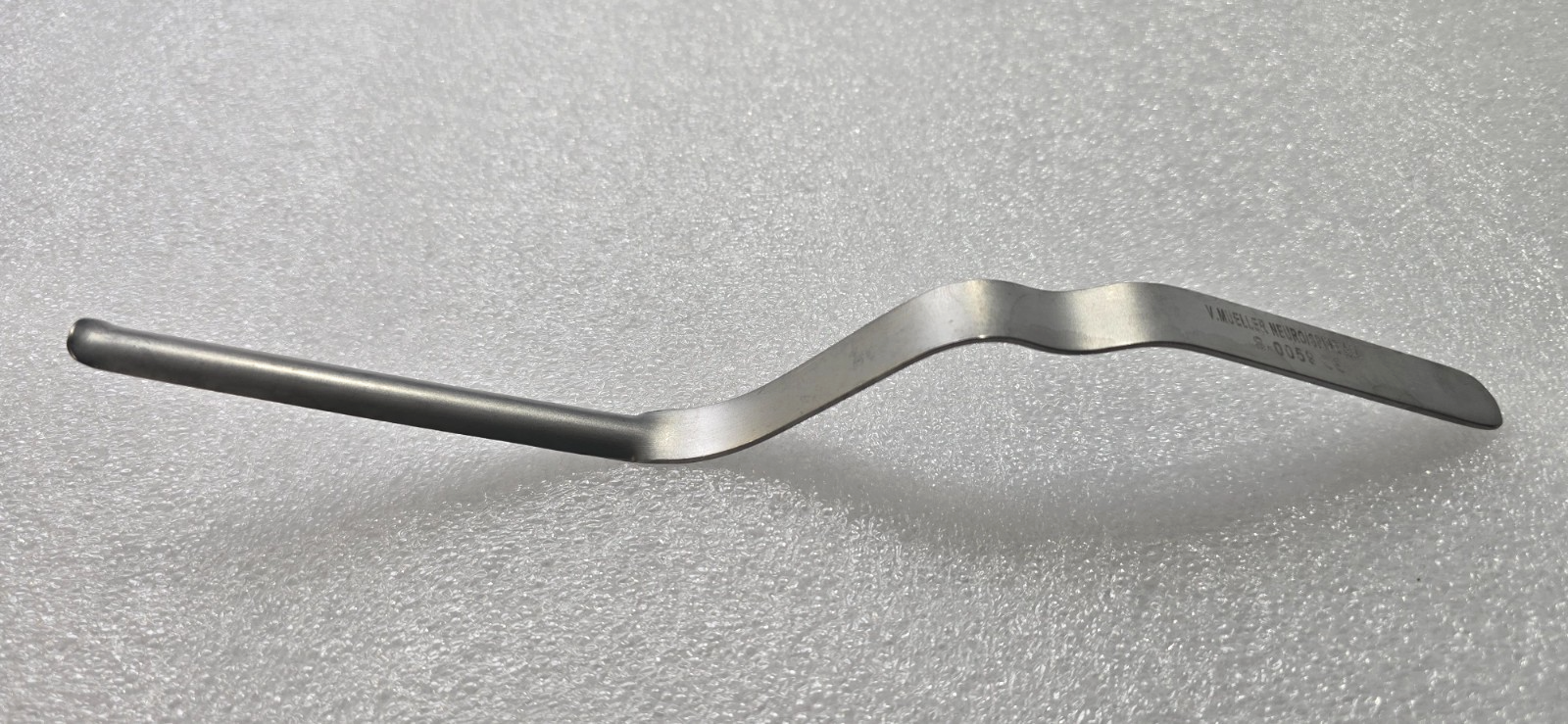 V.Mueller S-0059 Neuro / Spine Sec Retractor Blunt Orthopedic Instruments