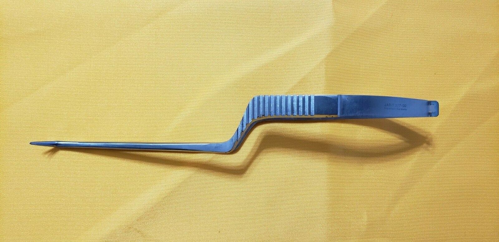 Jarit 277-132 Surgical Jacobson Scissors 7 1/4" Angled on the side 10mm Blade