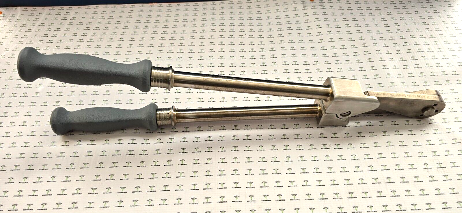 Medtronic Sofamor Danek Surgical Orthopedic 4,5,6mm Rod Cutter 21"