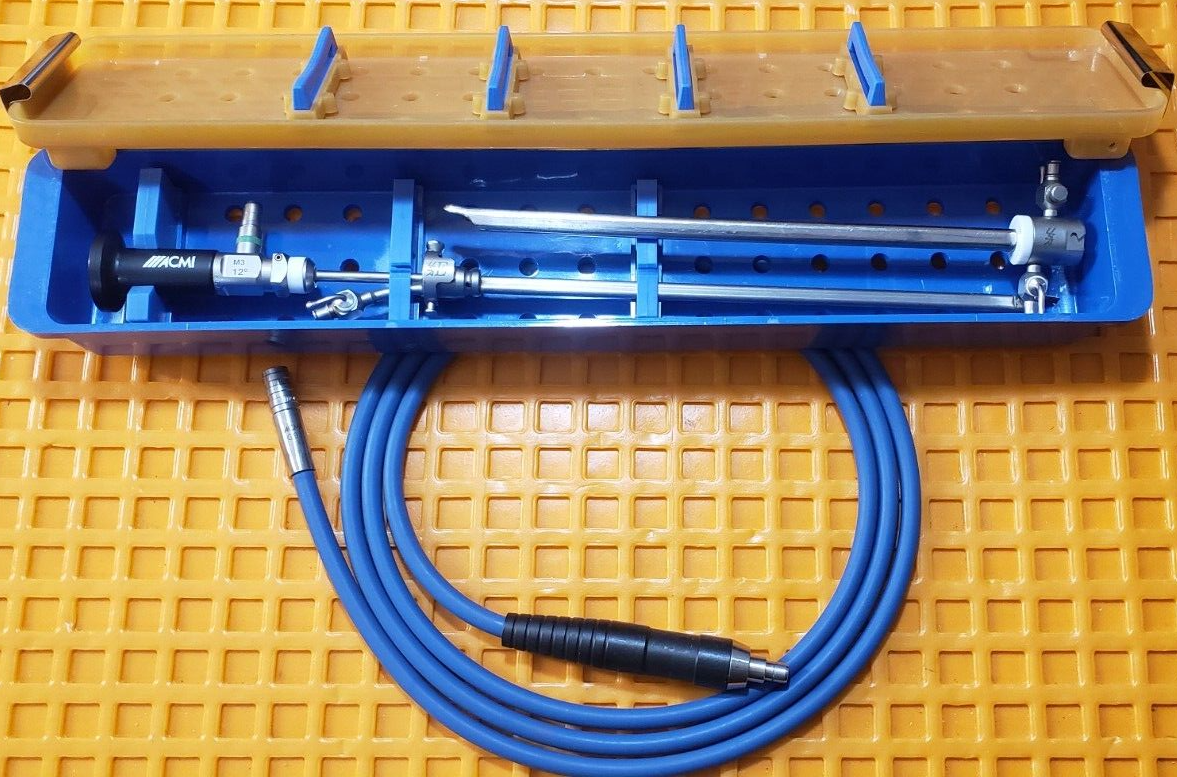 GYRUS ACMI M3-12 Cystoscope 4mmx12* deg CLB8-23SB,CLS-23SB & Fiber Optic Cable