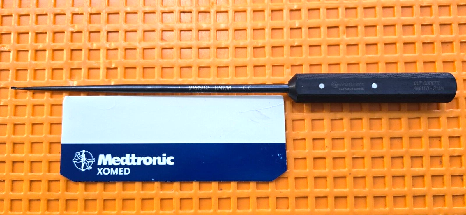 Medtronic 9181912 Sofamor Neuro/Spine Curette Angled Oval Cup Size # 3MM