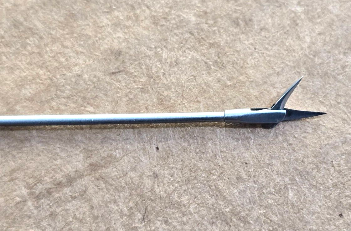 Karl Storz Surgical ENT Micro Scissors 12.5cm Straight Sharp Blades.