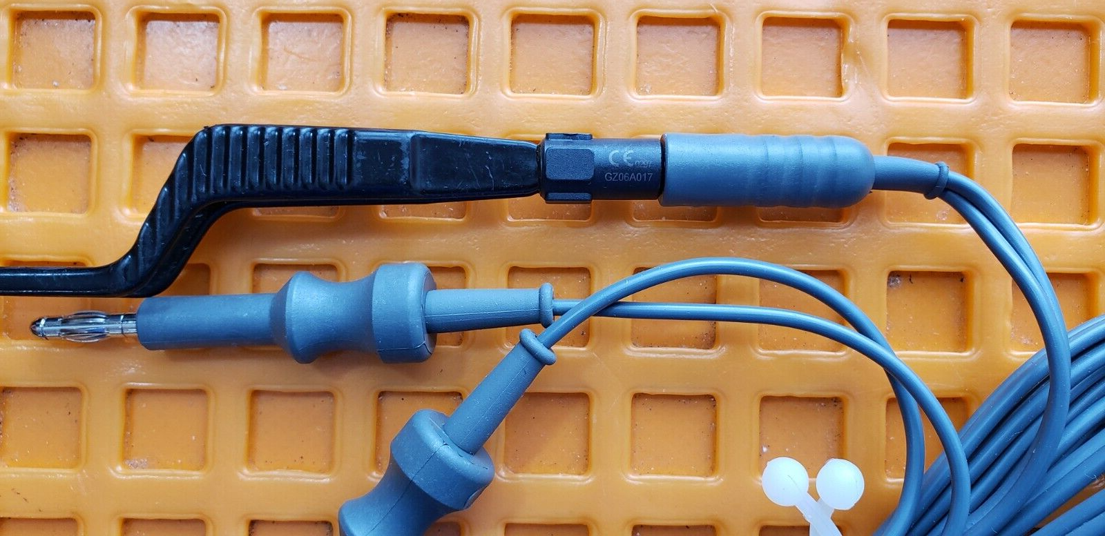 Medtronic 9569572 Surgical Bissinger Bipolar Forceps 9" Straight &Cable Reusable