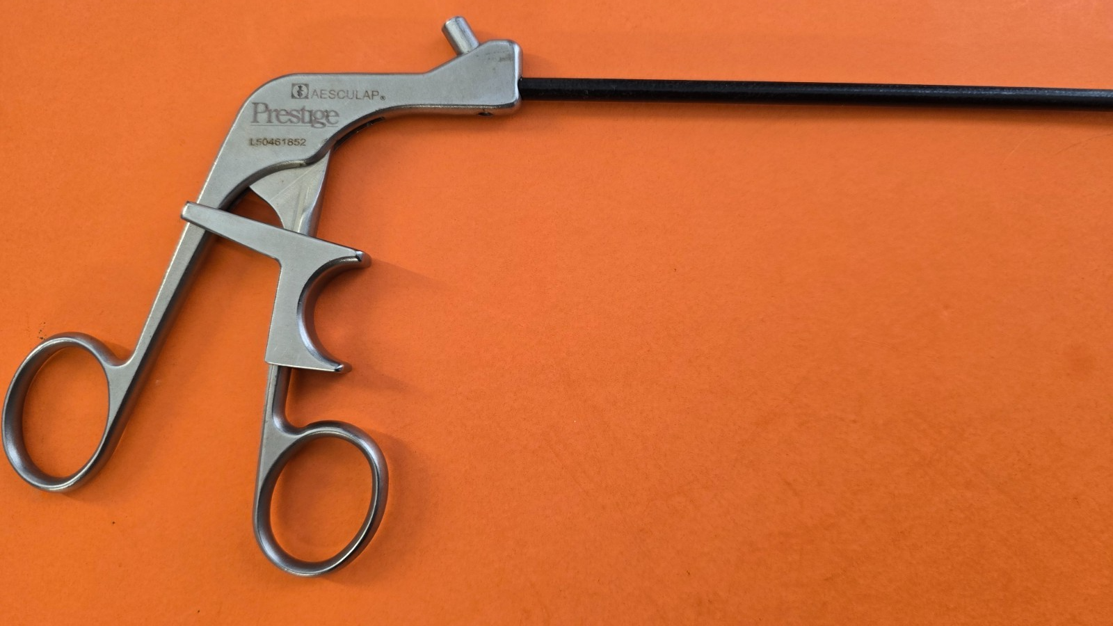 Aesculap 8360-00 Atraumatic Grasping Forceps 5mm x 36cm Single Action