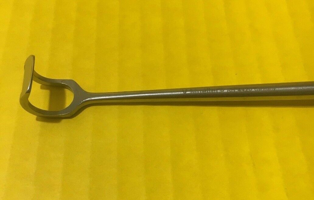 V. Mueller Barnhill Adenoid Curette, Size 0, 11mm REF: RH 4420