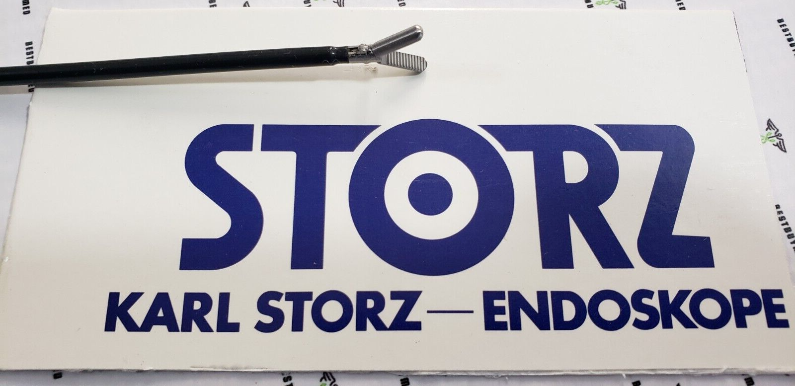 Karl Storz Grasping Forceps 3mm serrated Jaws Ratchet Handle