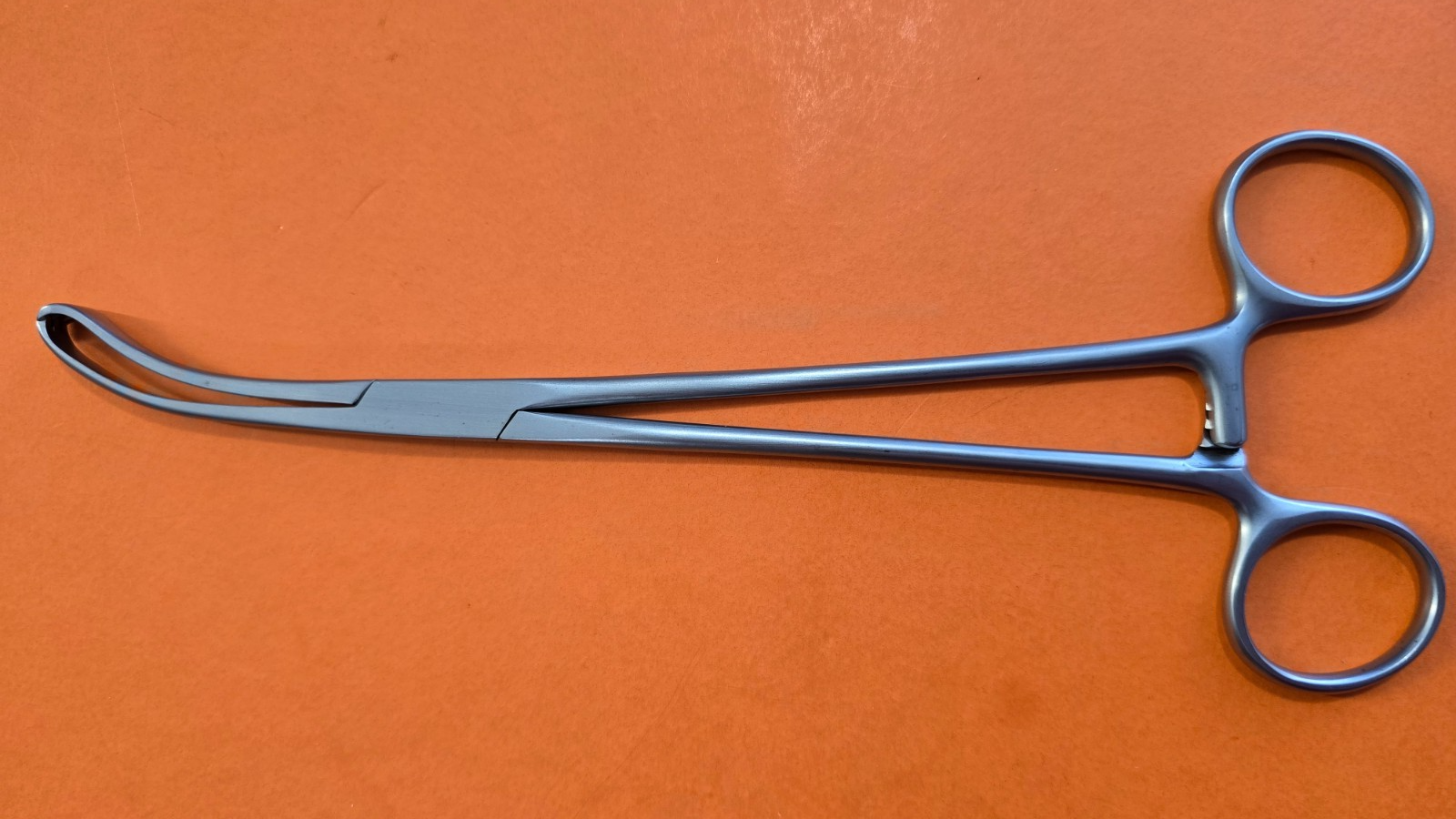 Aesculap Surgical Allis Tissue Forceps 9" Curved Angled