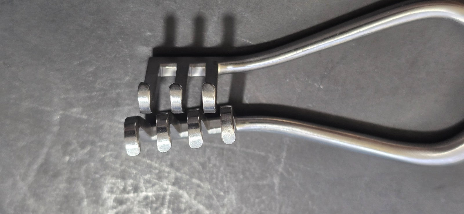V.Mueller Surgical Weitlaner Retractor 5.5" 3x4 Blunt with ratchet.