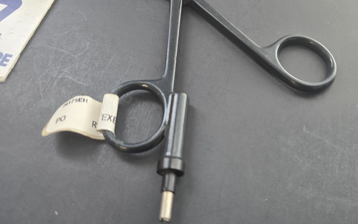Karl Storz Laparoscopic Monopolar Hook Scissors 5mm x 30cm W- Cable
