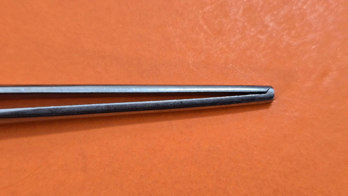 Aesculap BD 561R Surgical Thumb Tissue Forceps 7 7/8" 1x2 teeth