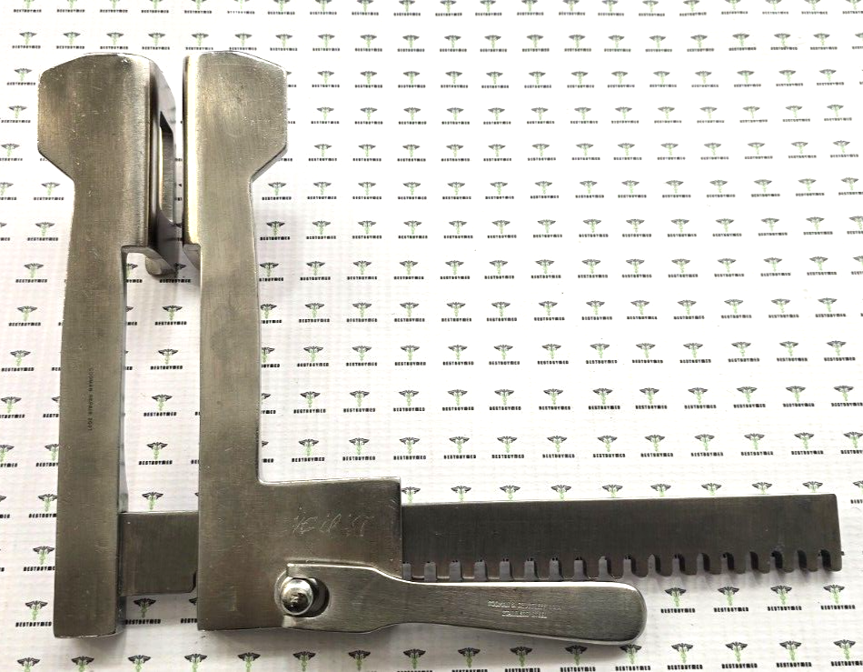 Codman Surgical Finochietto Rib Spreader Retractor Adult 9.5" Spread