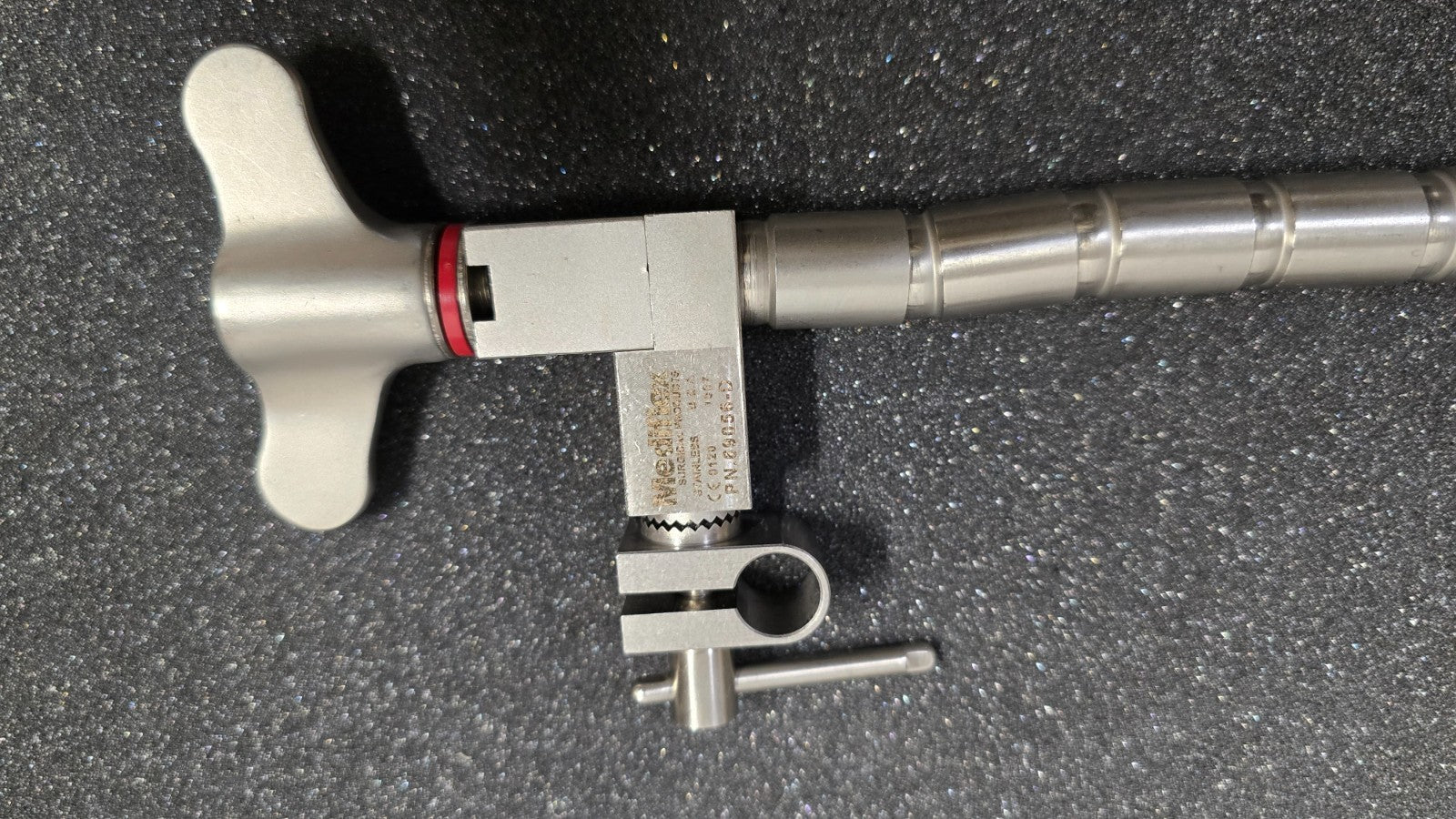 Mediflex FlexArm with Thompson Retractor Angle Bar & Elite Rail Clamp