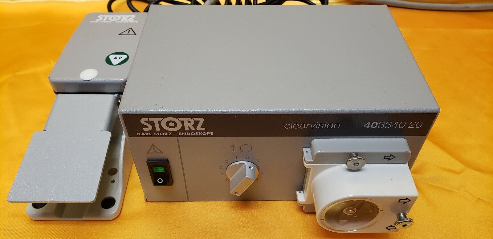 Karl Storz 40334020 Clearvision System with Storz 20010130 Foot Switch