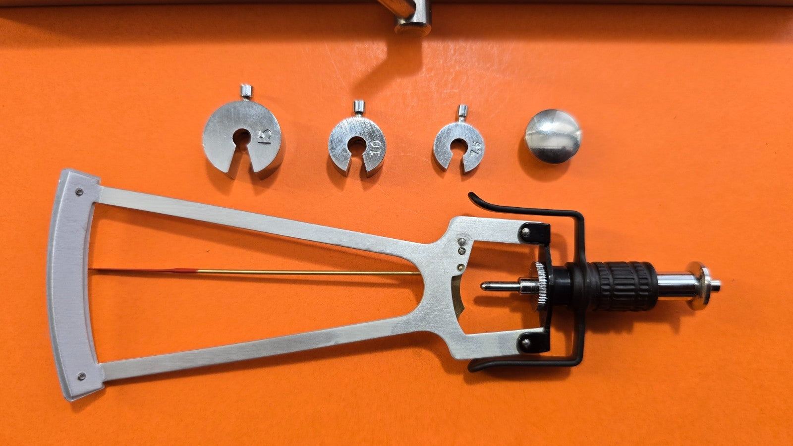 Advanced Medical Ophthalmic Schiotz Tonometer with 3 weights with Box.