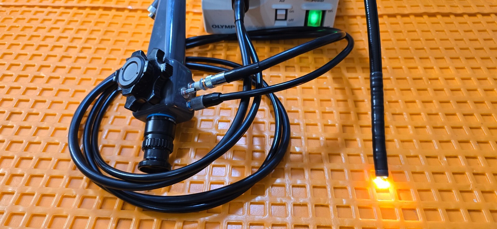 OLYMPUS CLK-4 Halogen Light Source with Fiber Scope Zero Broken Fiber.