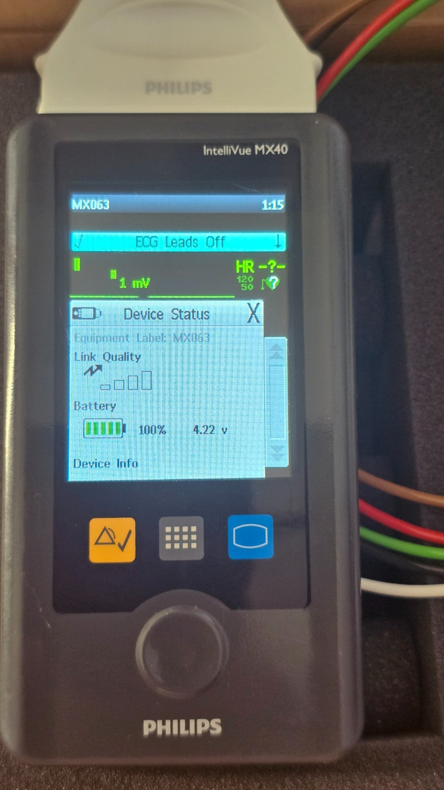 PHILIPS IntelliVue MX40 Telemetry Monitor With 5 Lead ECG (Tested)