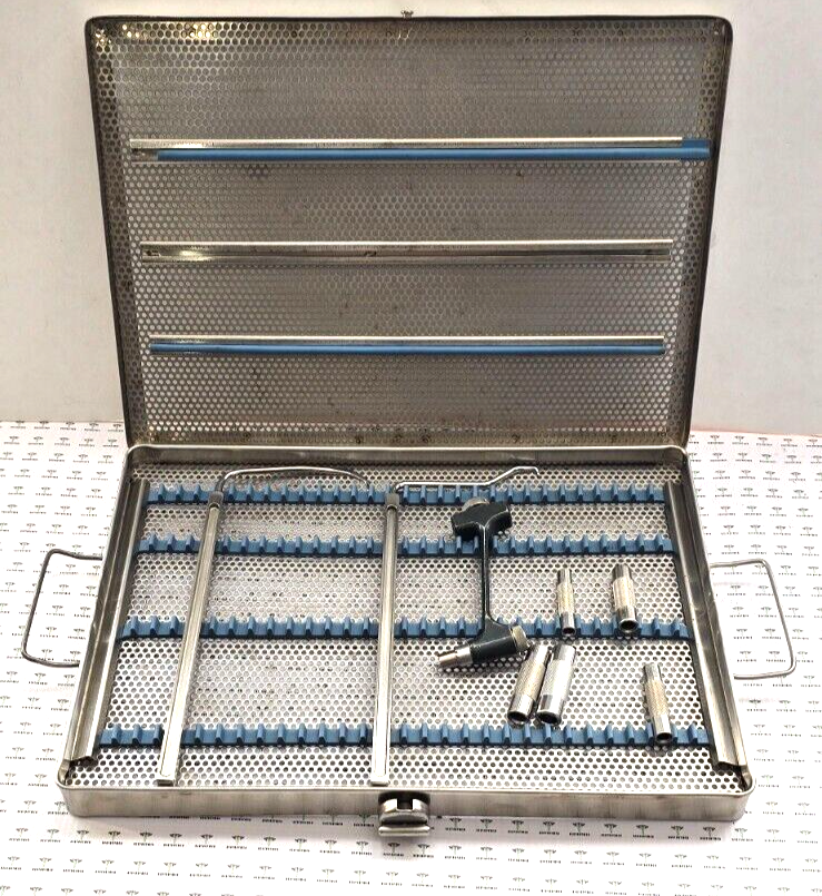 Acufex Surgical Orthopedic ACL Anterior Aimer Set with handle & Tray