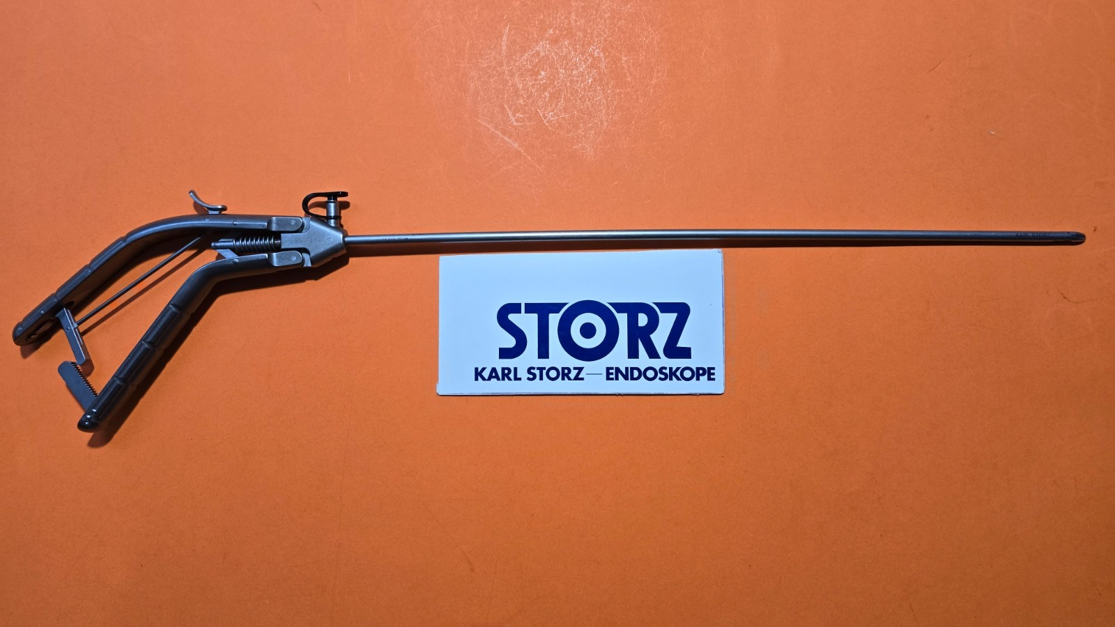 Karl Storz 26173KL Laparoscopic Macro Needle Holder 5mmx33 cm with Lock