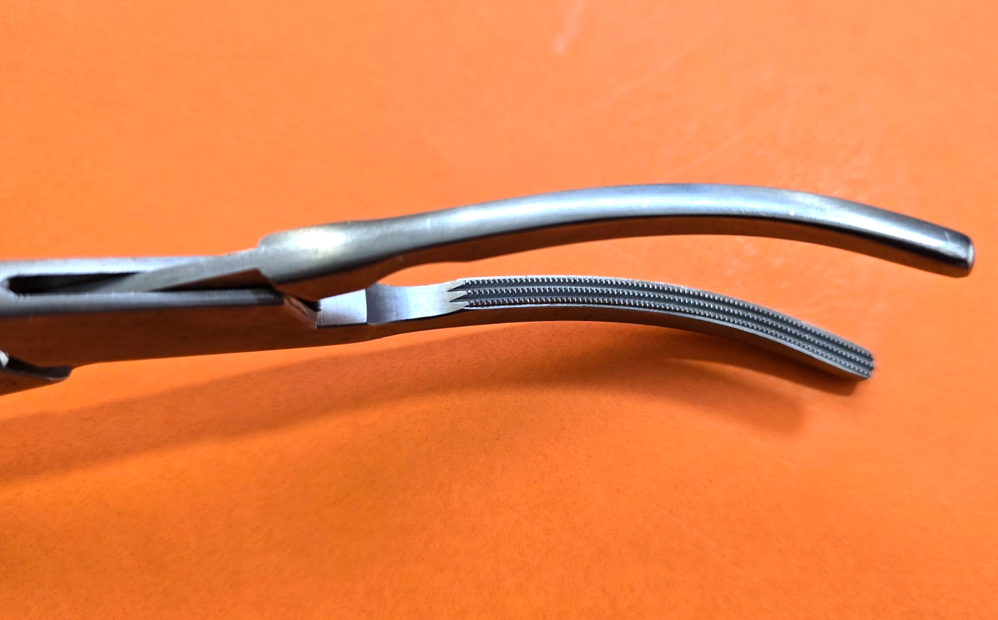 Codman 37-1523 Surgical Masterson Hysterectomy Clamp Curved 10.5"