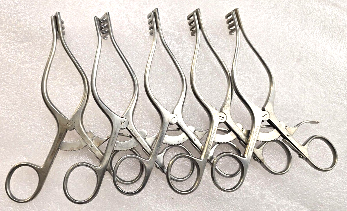 V.Mueller 3112-001 Surgical Weitlaner Retractor 6.5" Blunt 3x4 Prongs