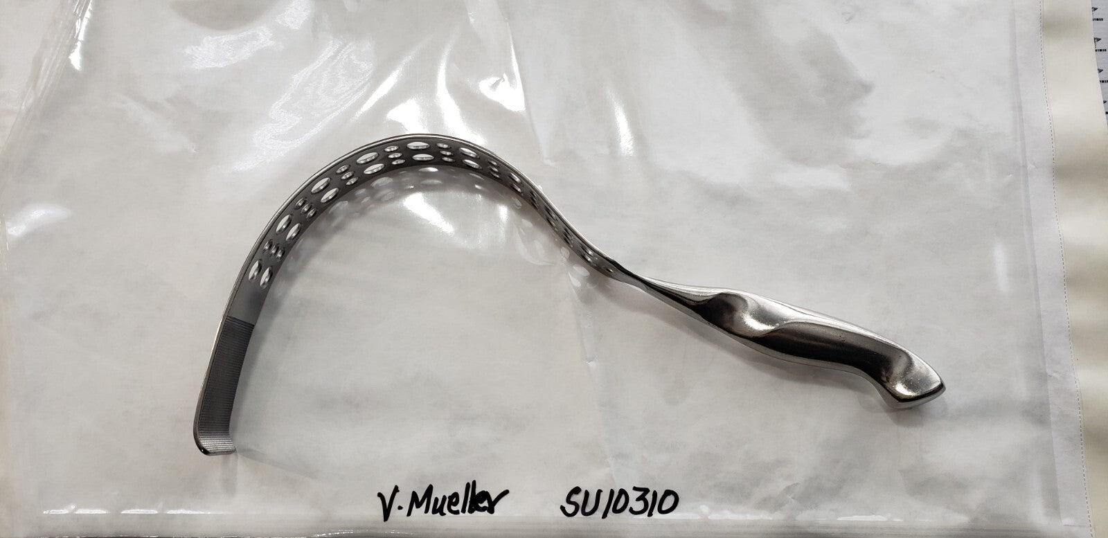 V.Mueller SU10310 Surgical Deaver Retractor 1.5" x 15" Long Lamb Handle