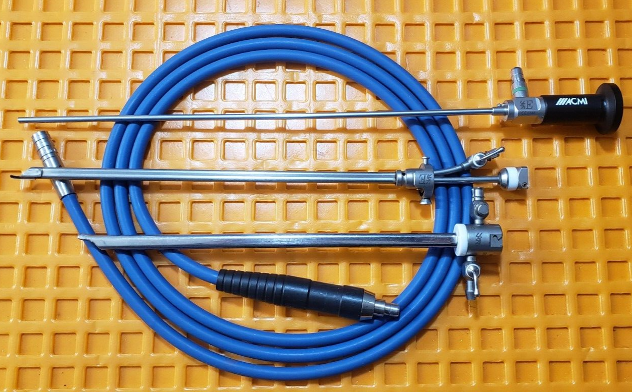 GYRUS ACMI M3-12 Cystoscope 4mmx12* deg CLB8-23SB,CLS-23SB & Fiber Optic Cable