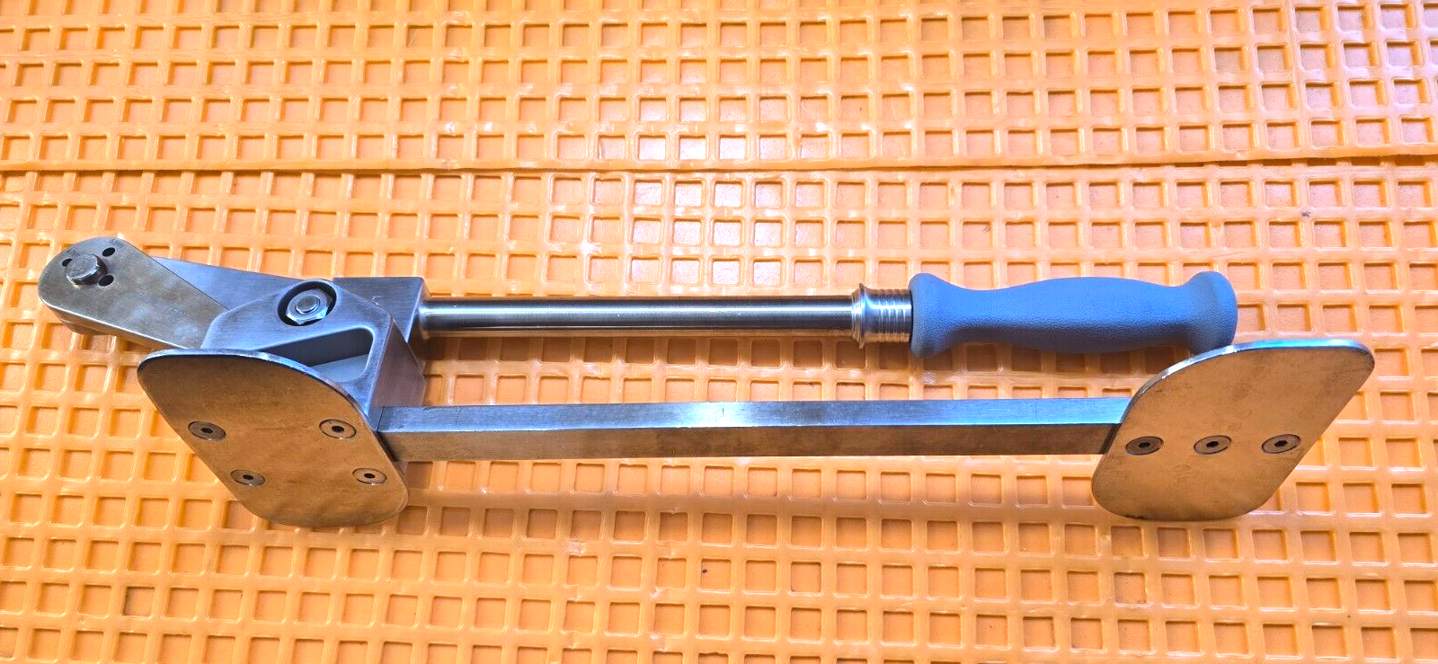 Medtronic Sofamor Danek Surgical Orthopedic Rod Cutter 21"