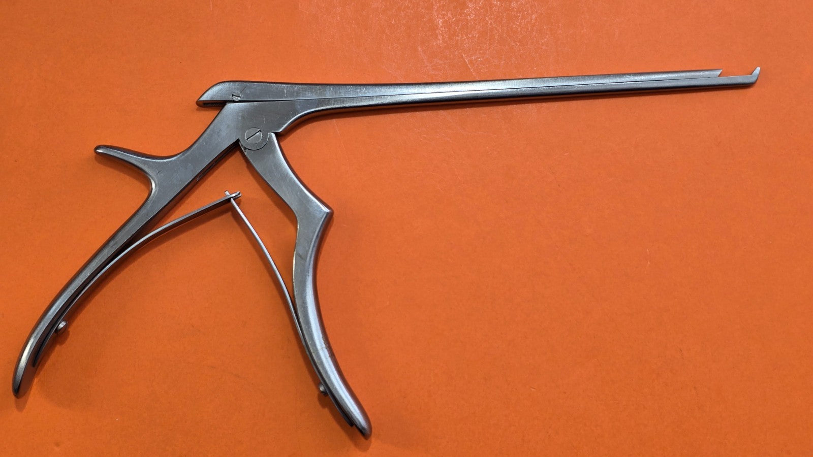 AESCULAP FF720 Orthopedic Kerrison Rongeur 3mm x 40 Degree 7" Shaft