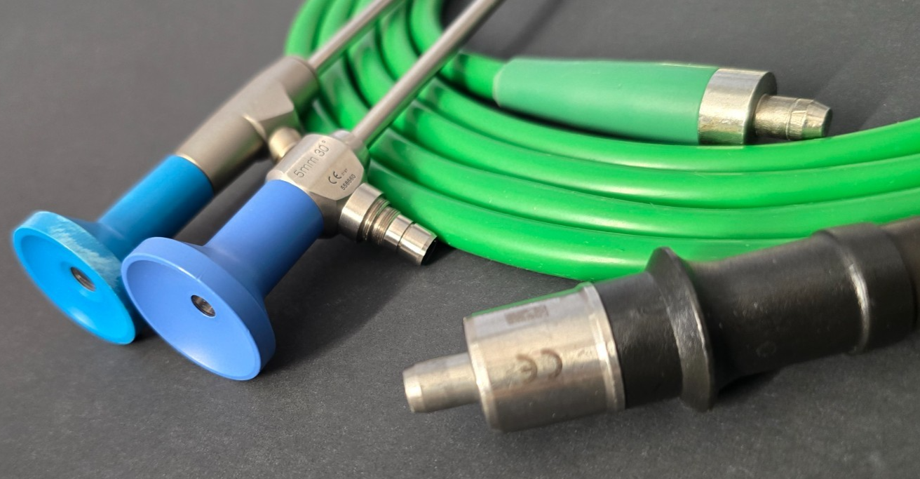 Stryker 502-539-030 Scope 5mm x 30° with Fiber Optic Cable 233050400 Green