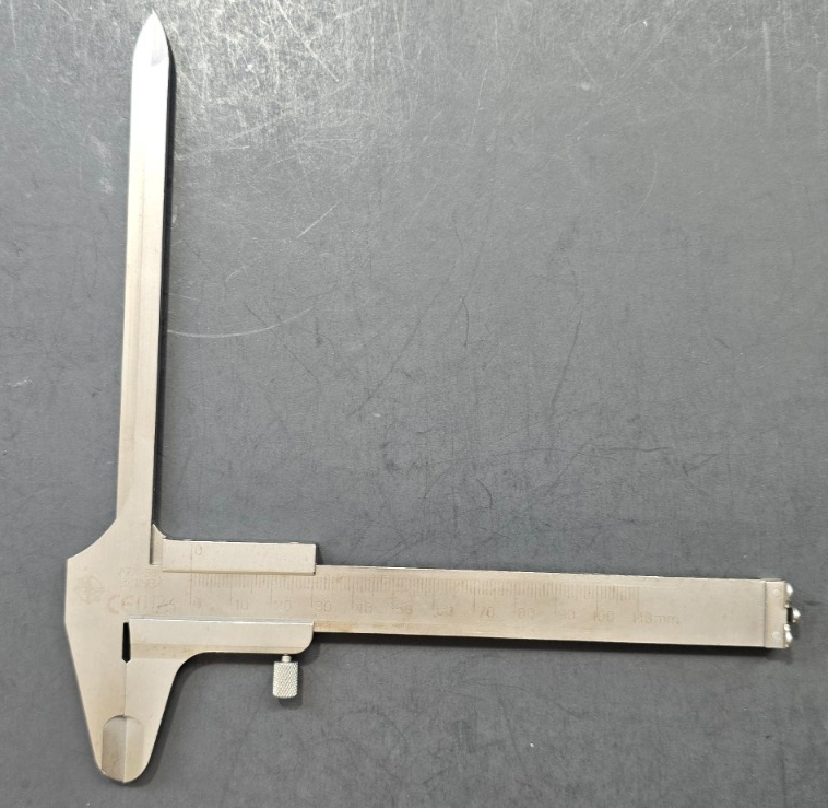 Medtronic 875-530 Surgical Orthopedic Caliper 110mm