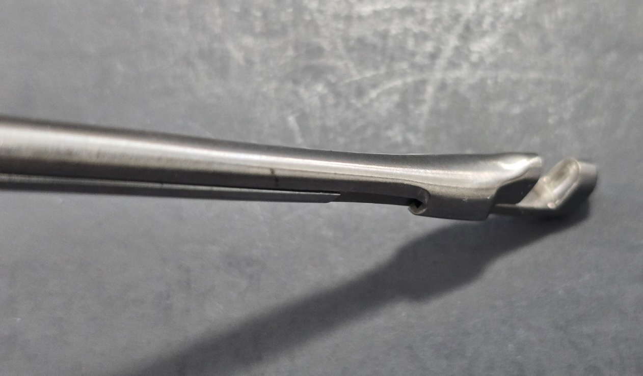 V.Mueller RH 4050 Surgical Hajek Kofler Forceps 4mm x 3mm Up