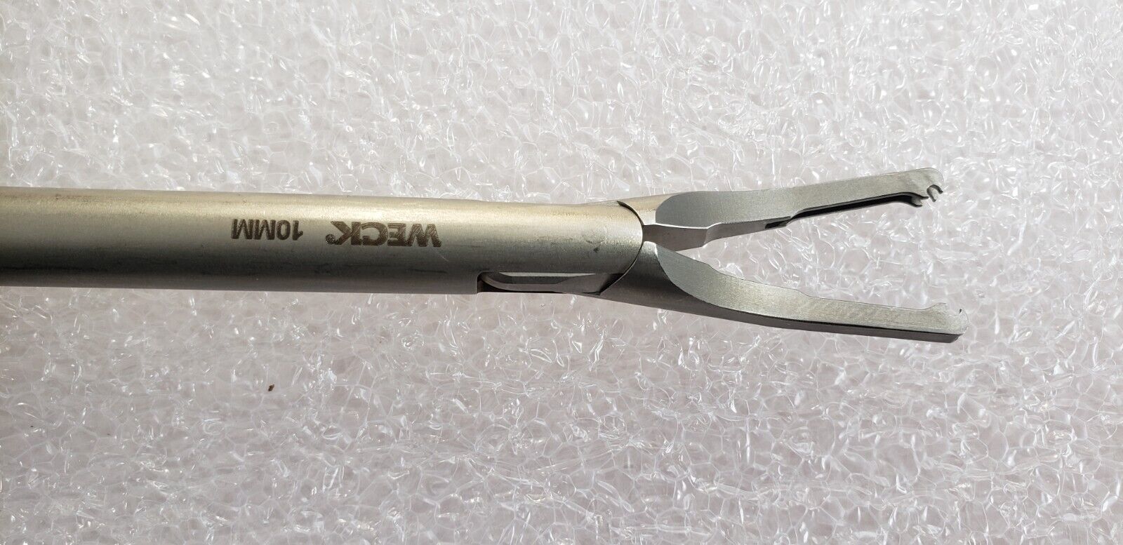 Weck 544990 Surgical Laparoscopic HEM-O-LOK XL 10mm Clip Applier