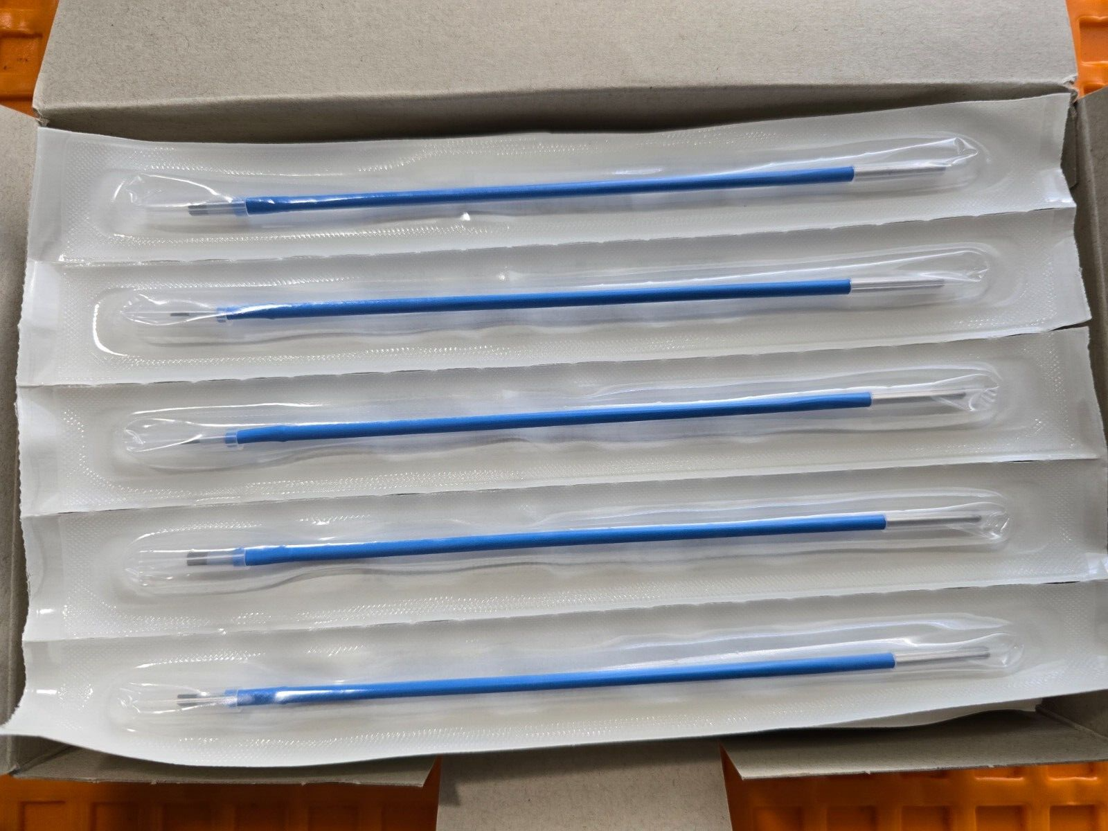 Valleylab Insulated Electrode 6.5" Box of 50 Sterile 2025