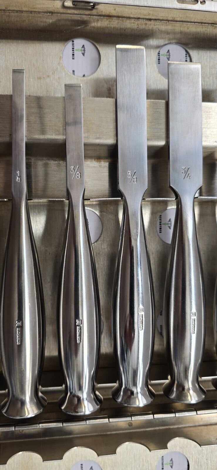 RICHARDS Surgical Orthopedic Smith-Peterson Osteotomes Set of 8 With Case
