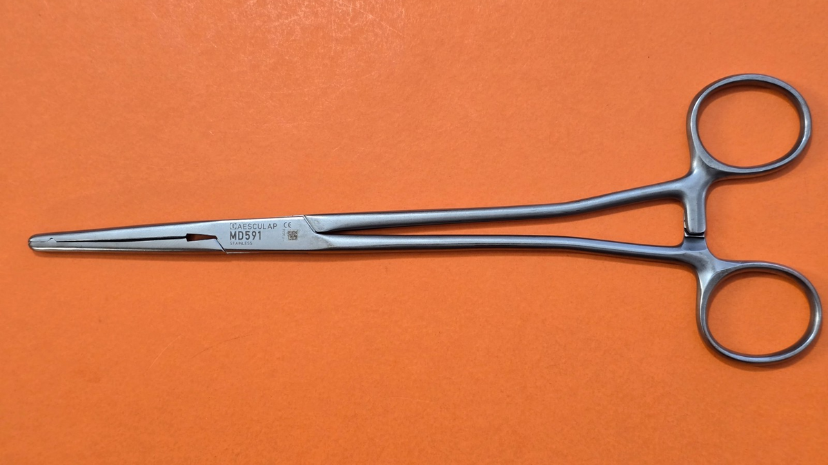 Aesculap MD591 Surgical Heaney Hysterectomy Forceps Straight 8.5"