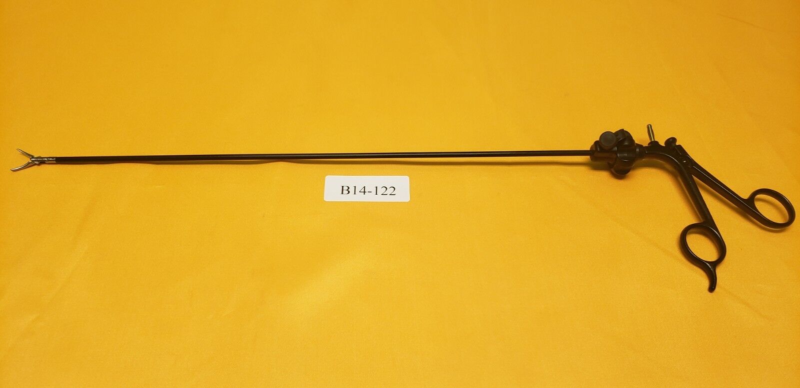 Stryker 250-080-595 Monopolar Maryland Forceps 5mmx45cm Rotating Shaft